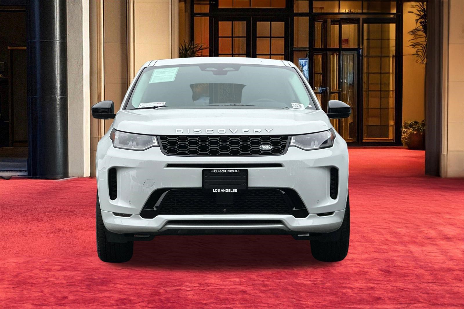 Used 2025 Land Rover Discovery Sport S image 7