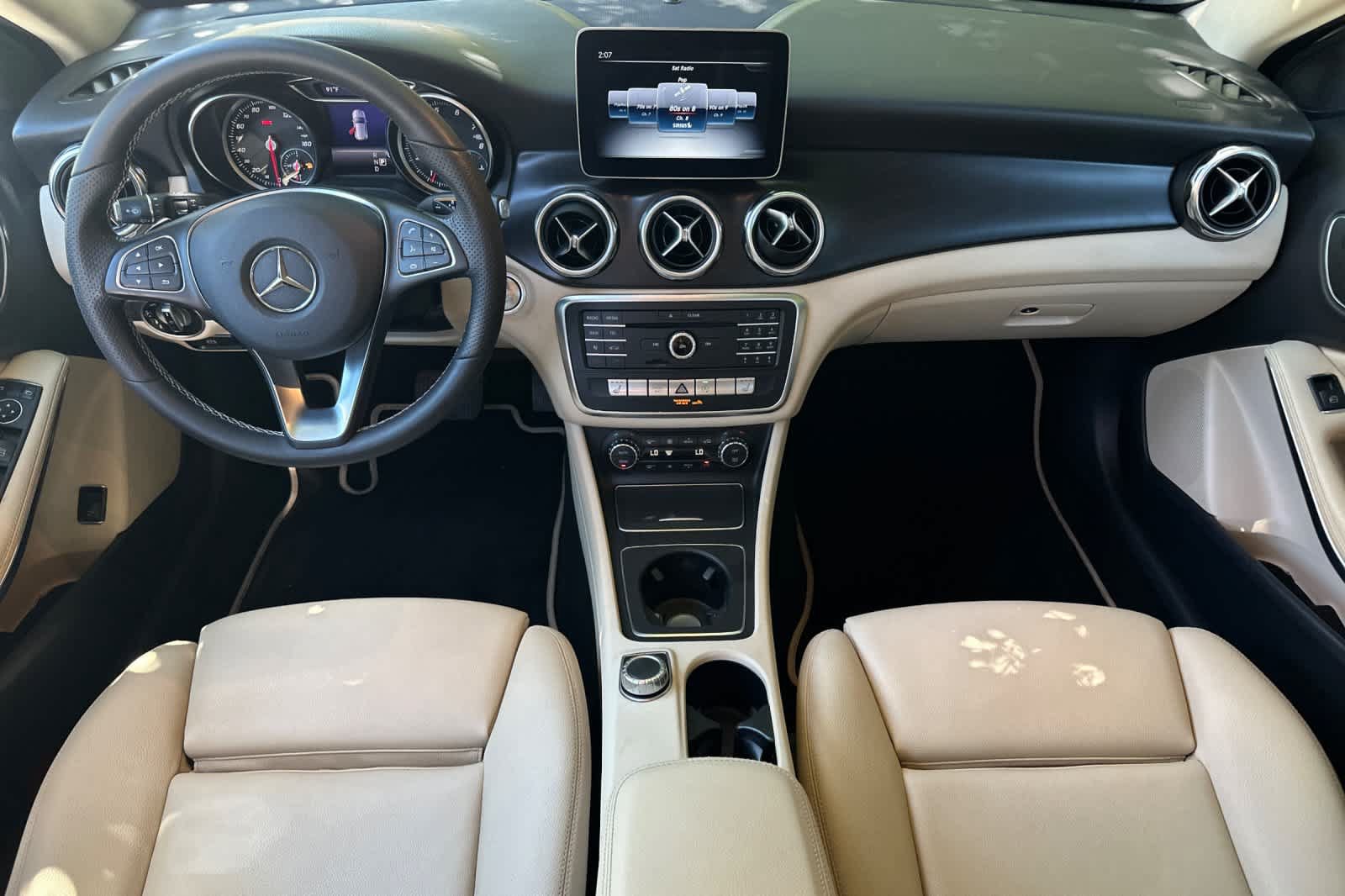 Used 2019 Mercedes-Benz GLA 250 image 12
