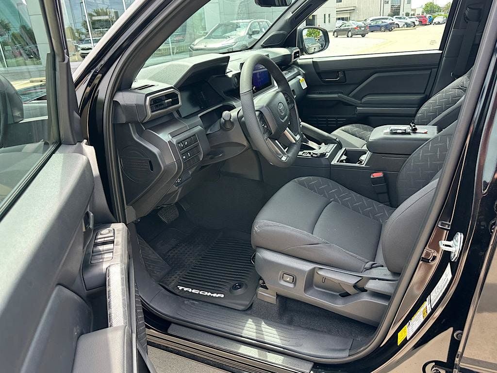 New 2026 Toyota Tacoma SR5 AWD/4WD image 7