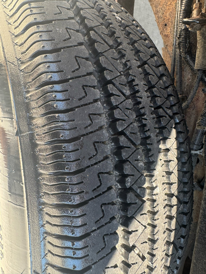 Used 2018 Chevrolet Express 2500 image 9