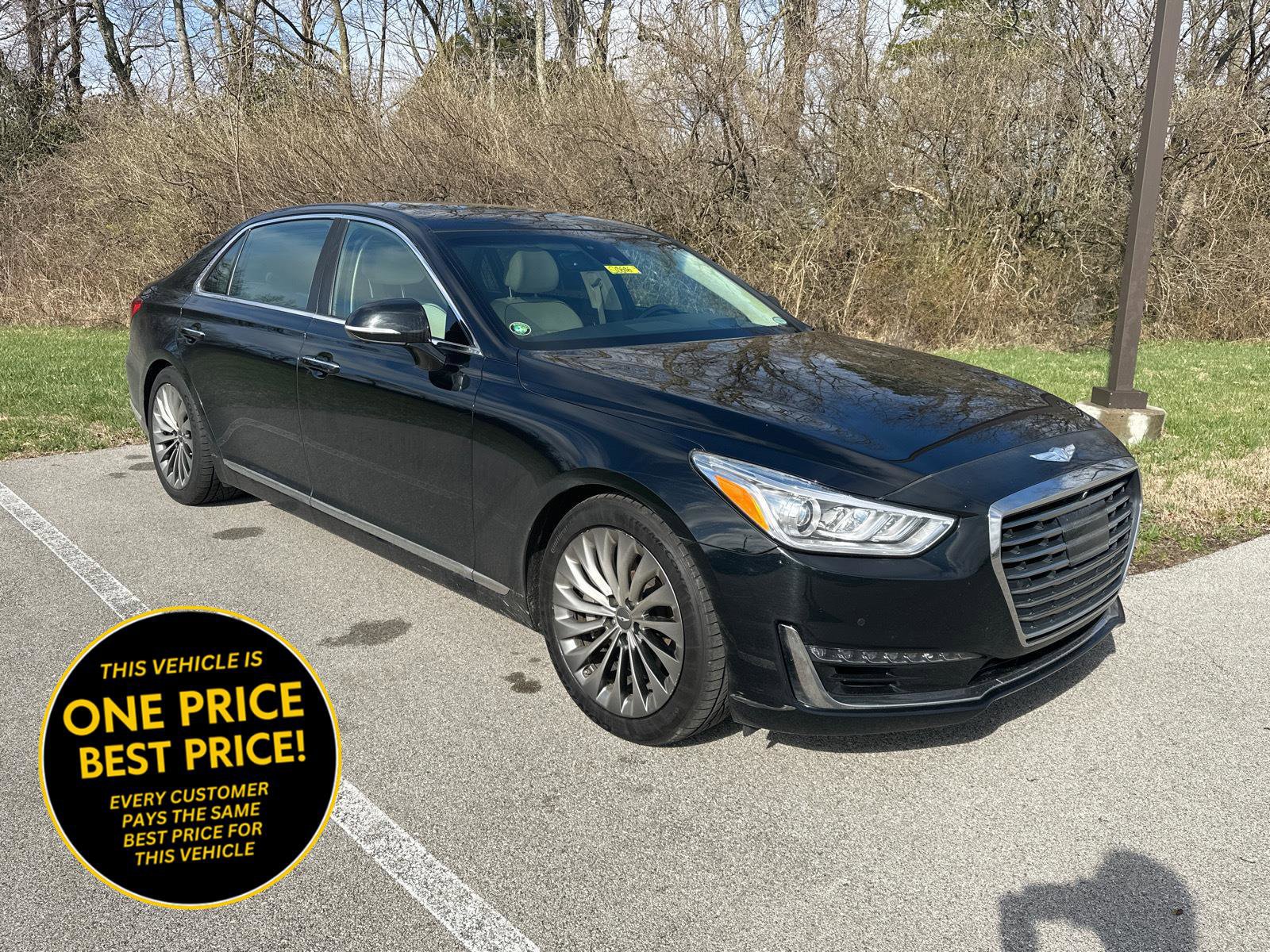 Used 2017 Genesis G90 5.0 Ultimate image 1