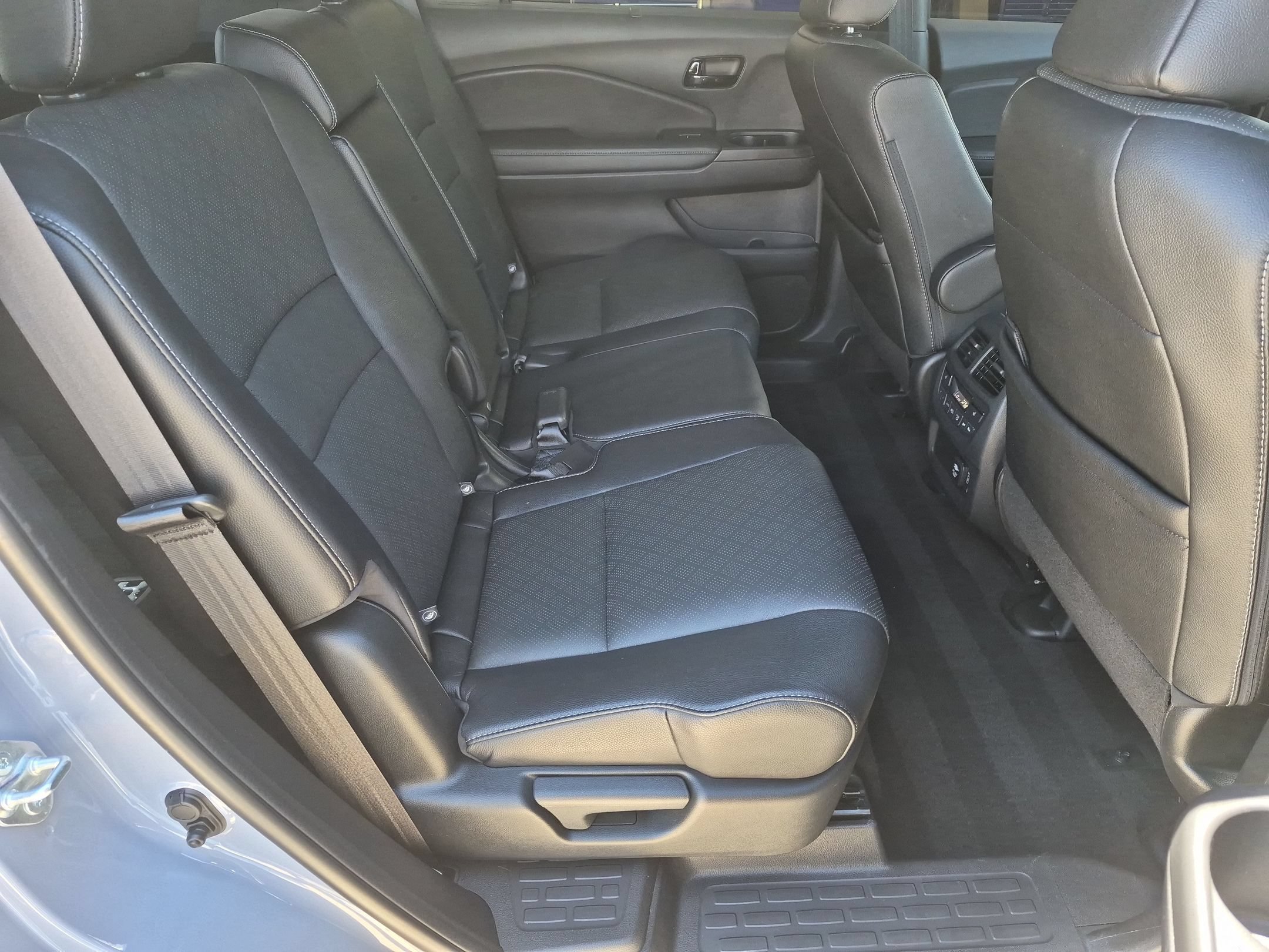 Certified 2022 Honda Passport Elite image 32