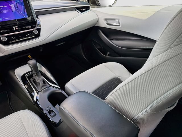 Used 2026 Toyota Corolla SE FWD image 23