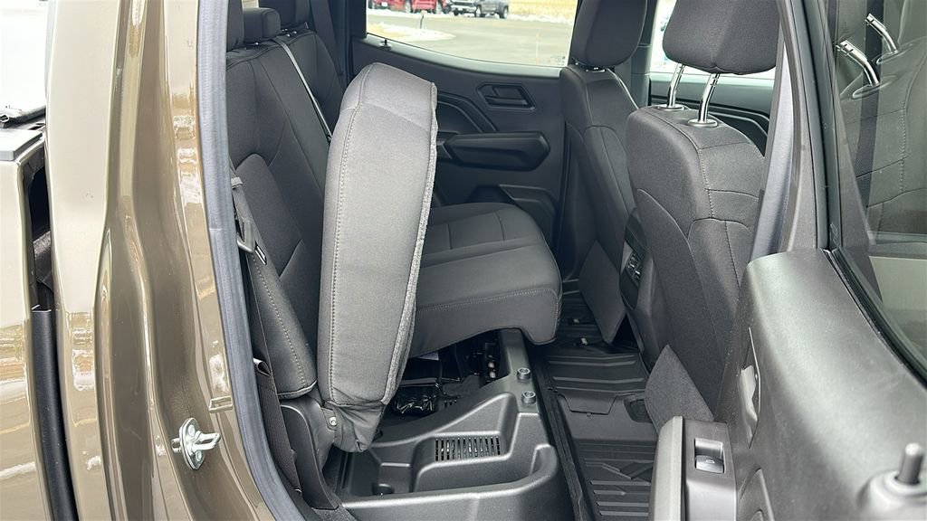 Used 2024 Chevrolet Colorado Trail Boss w/ Technology Package image 28