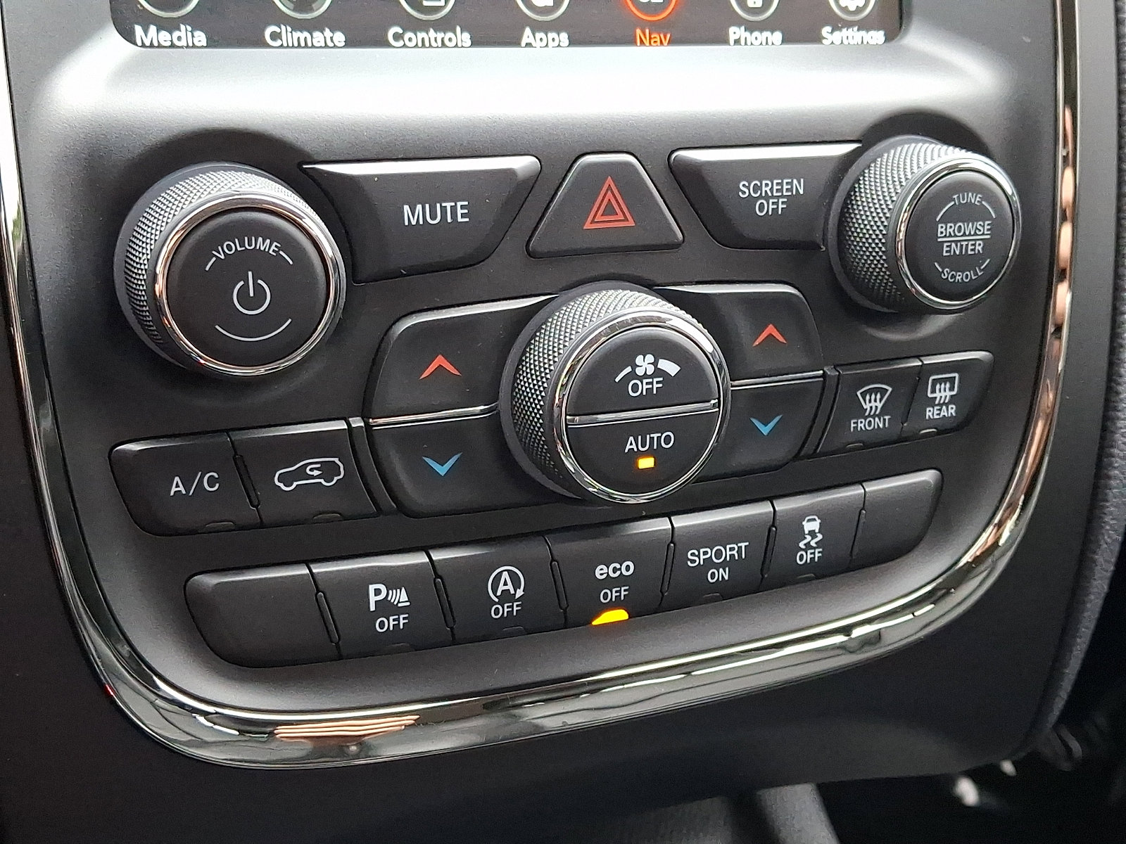 Used 2020 Dodge Durango GT AWD/4WD image 17