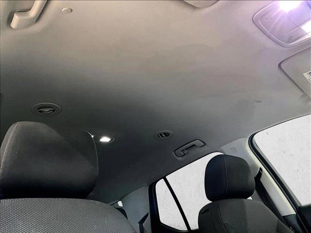 Used 2021 Chevrolet Traverse LS FWD image 17