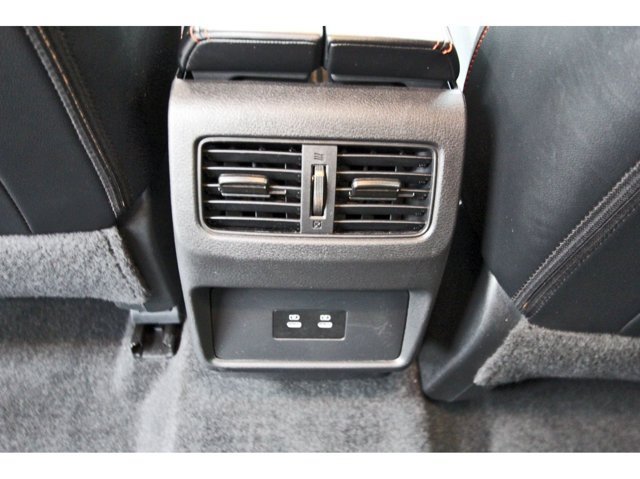 Used 2025 Nissan Rogue SV AWD/4WD image 14