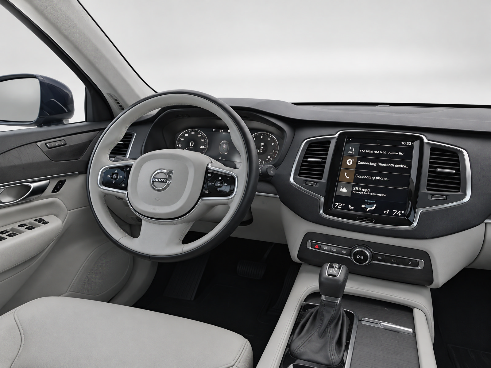 Used 2020 Volvo XC90 T6 Momentum AWD/4WD image 34