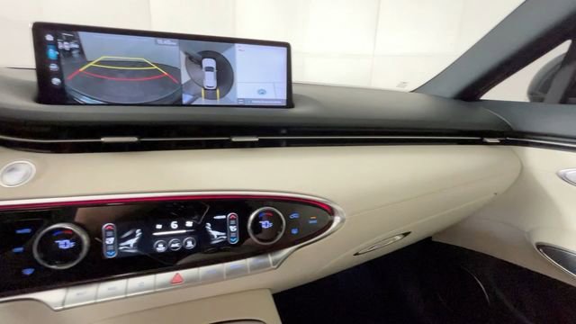 Used 2024 Genesis Electrified GV70 AWD/4WD image 33
