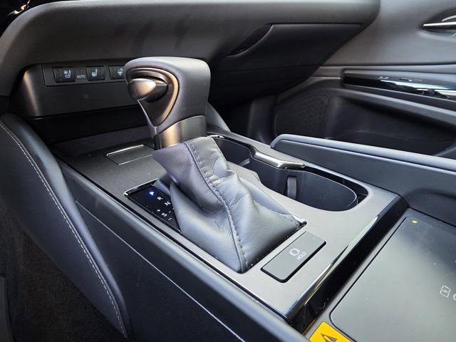 Certified 2025 Lexus ES 350 w/ Premium Package image 21