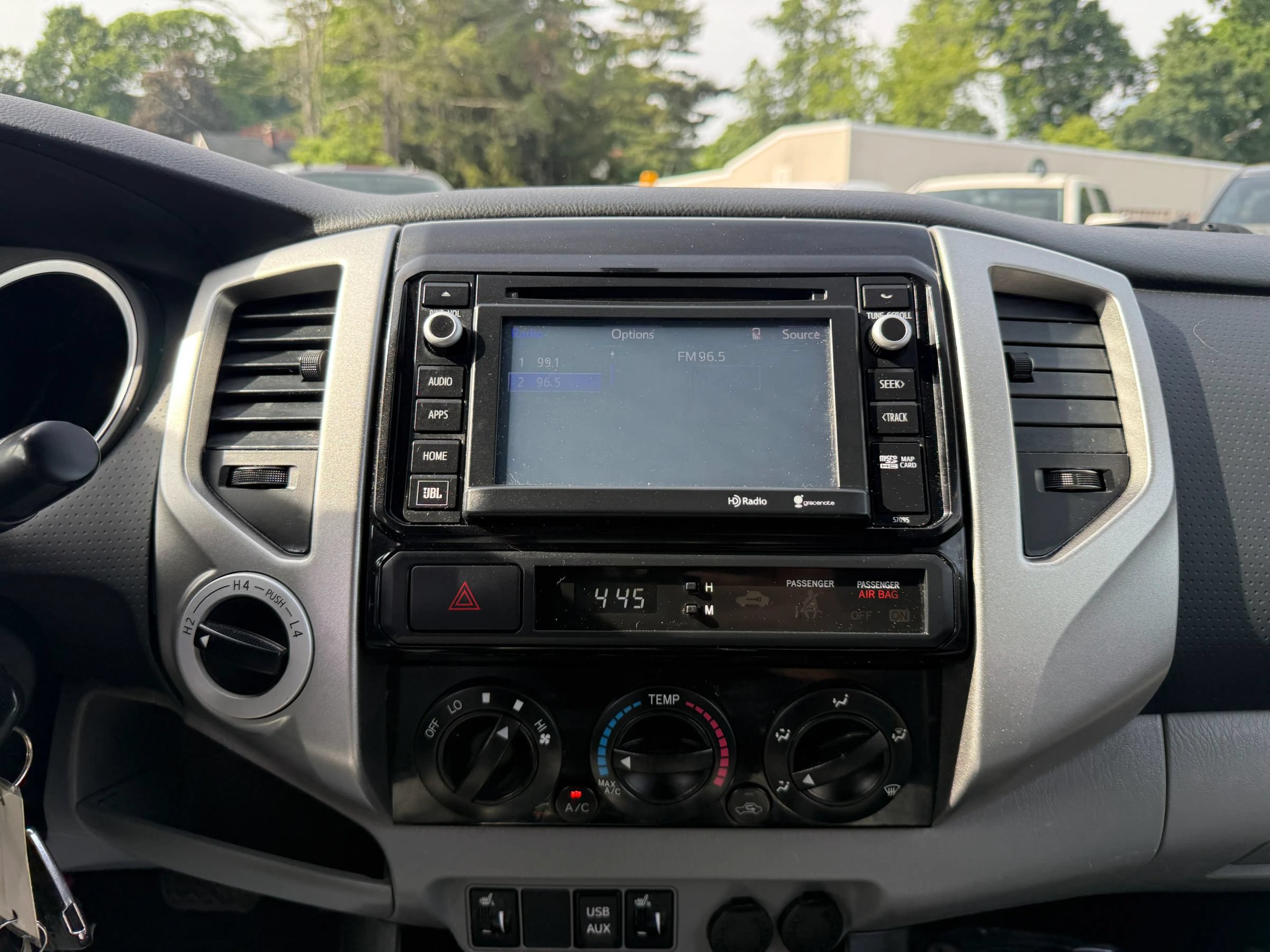Used 2014 Toyota Tacoma 4x4 Double Cab image 23