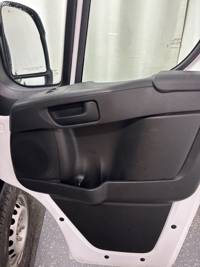 Used 2025 RAM ProMaster 2500 w/ Safety Group FWD image 27