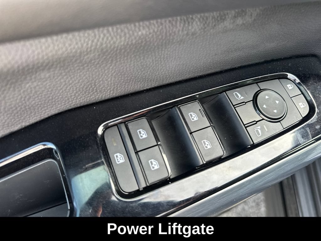 Used 2025 Nissan Pathfinder SL w/ SL Premium Package FWD image 15