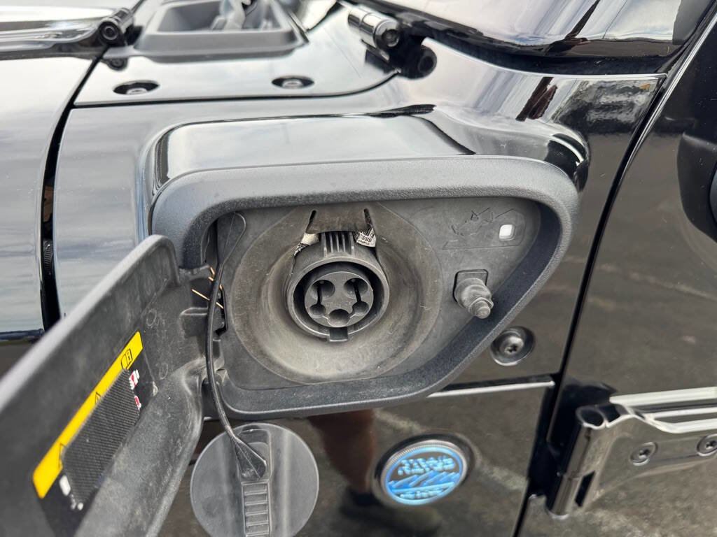 Used 2021 Jeep Wrangler Unlimited Rubicon 4xe w/ Steel Bumper Group image 73