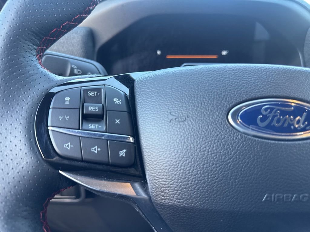 Certified 2025 Ford Explorer ST-Line image 23