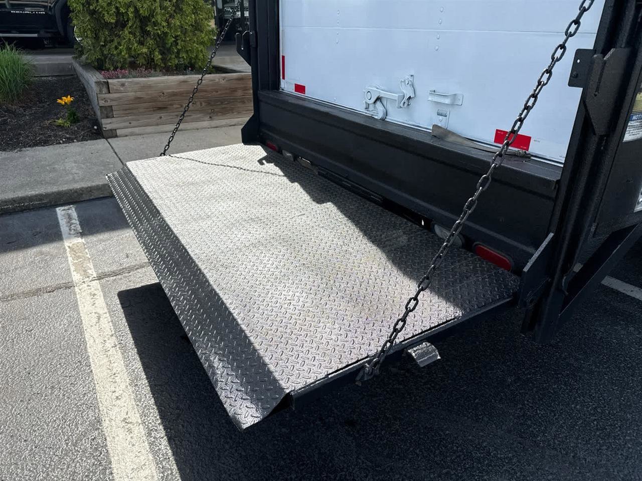Used 2018 Ford E-350 and Econoline 350 Super Duty RWD image 16