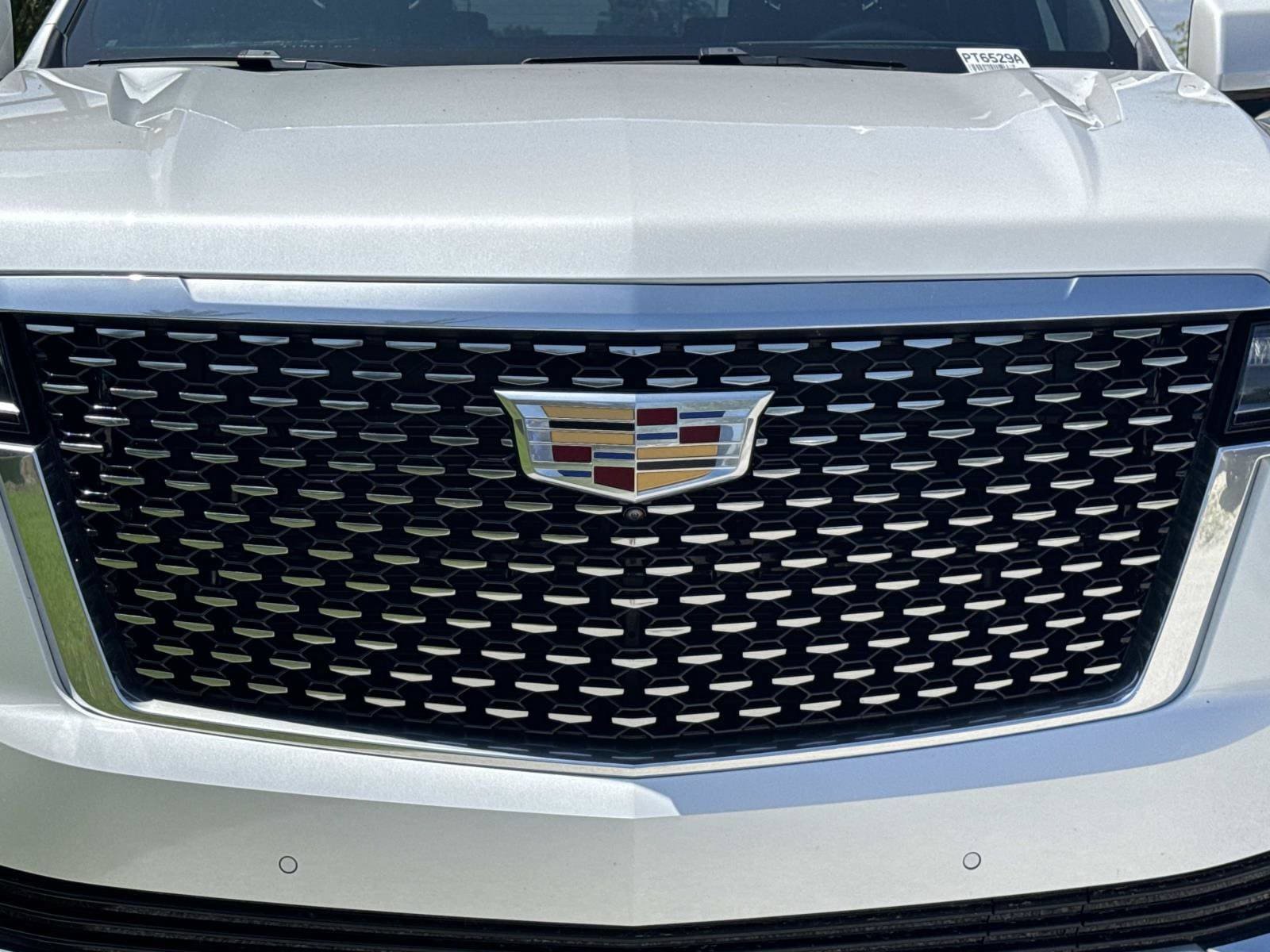 Certified 2024 Cadillac Escalade Premium Luxury AWD/4WD image 8