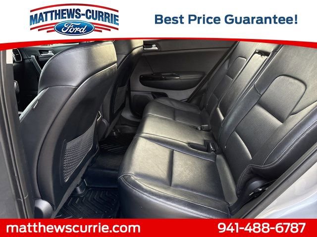Used 2022 Kia Sportage EX w/ EX Technology Package image 12
