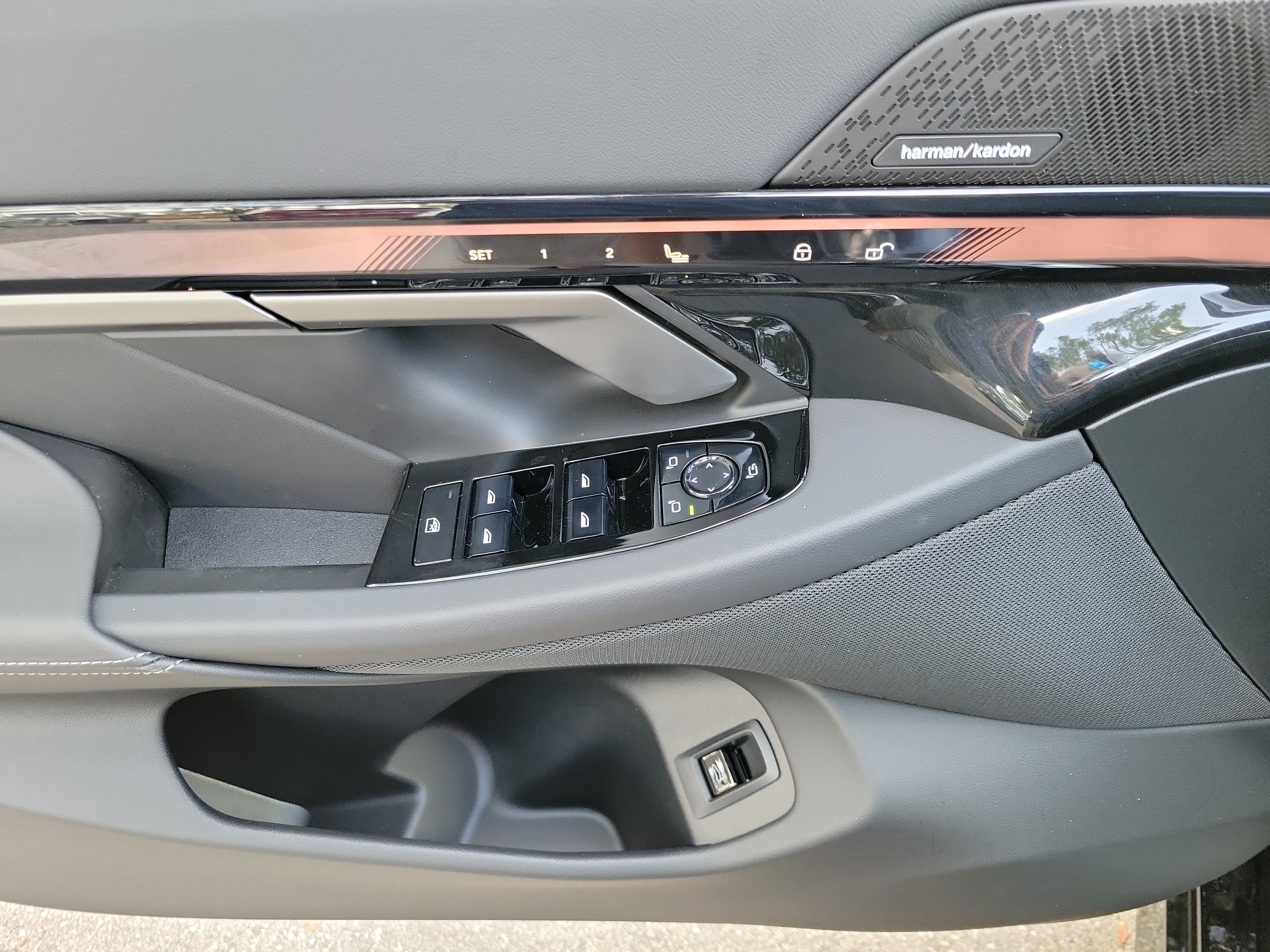 New 2027 BMW 530i w/ M Sport Package RWD image 14