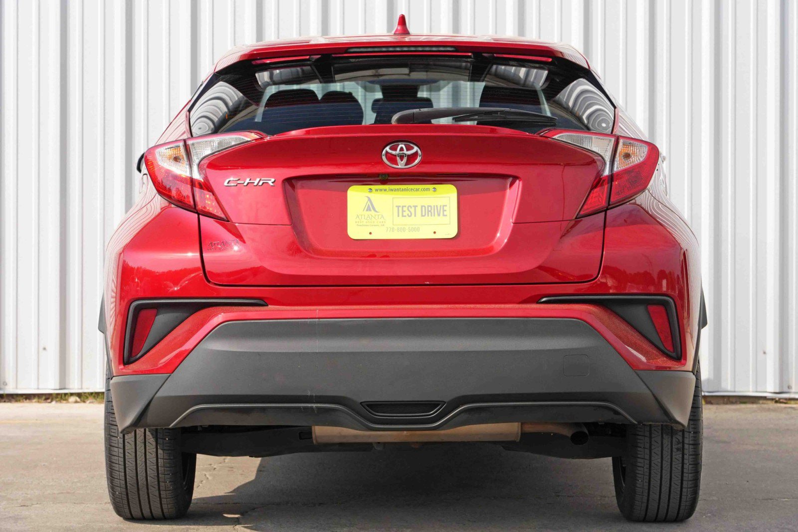 Used 2020 Toyota C-HR XLE image 10