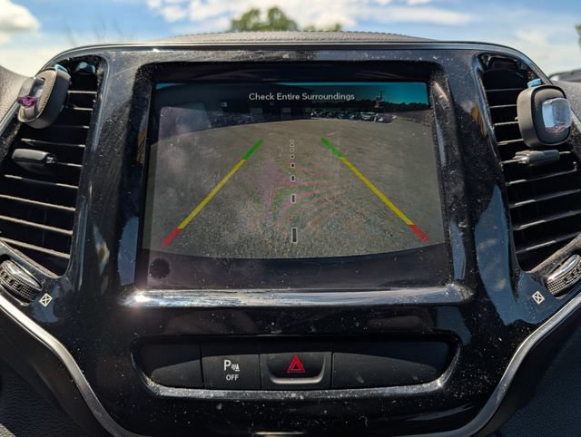 Used 2020 Jeep Cherokee High Altitude AWD/4WD image 26