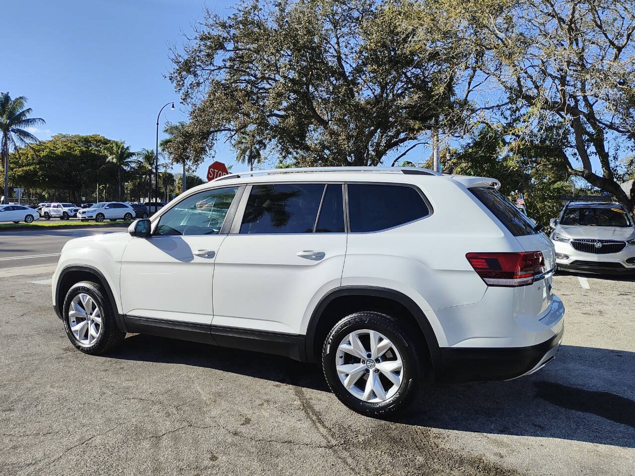 Used 2018 Volkswagen Atlas SE FWD image 6