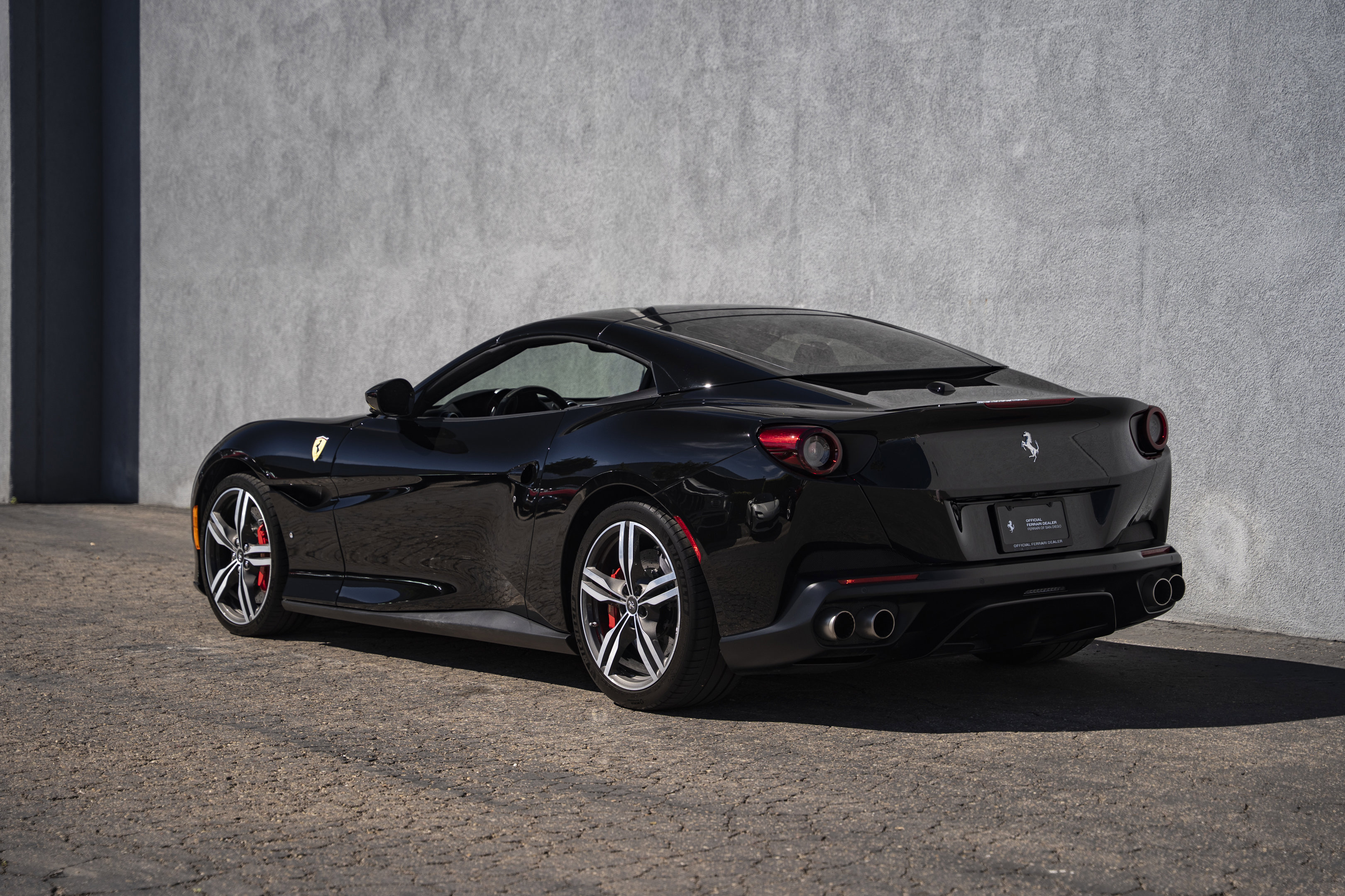 Certified 2019 Ferrari Portofino image 12
