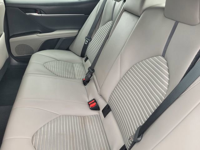Used 2023 Toyota Camry SE image 15