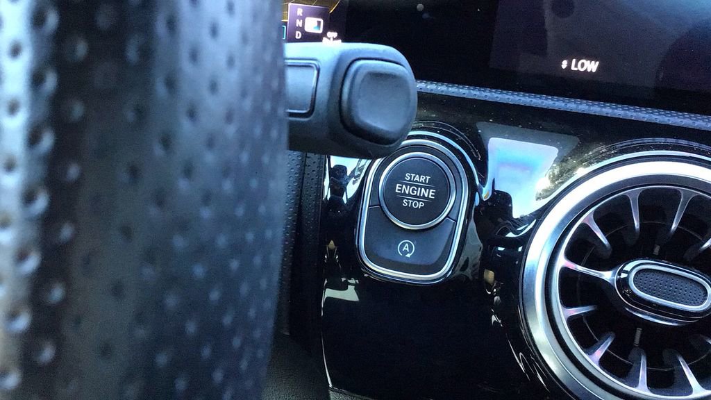 Used 2023 Mercedes-Benz CLA 35 AMG 4MATIC image 21