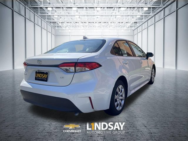 Used 2025 Toyota Corolla LE FWD image 8