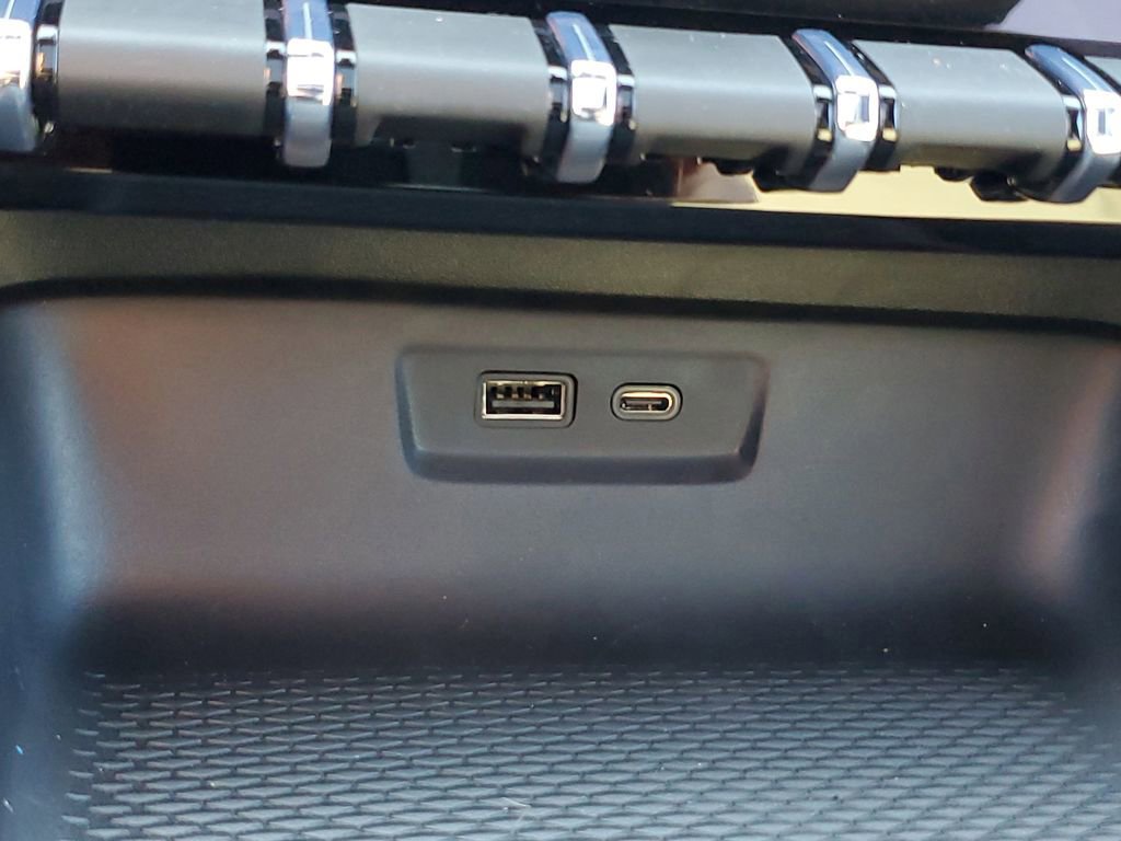 New 2026 GMC Terrain AT4 w/ Convenience Package III image 29