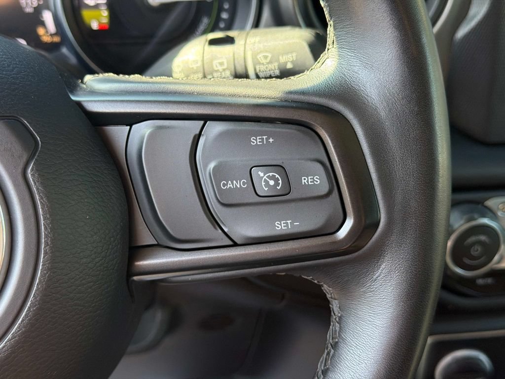 Used 2023 Jeep Wrangler Unlimited w/ Cold Weather Group AWD/4WD image 27