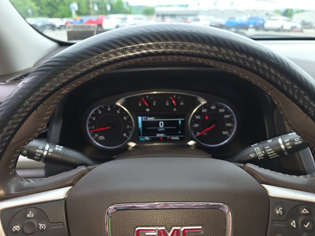 Used 2019 GMC Acadia SLT AWD/4WD image 16