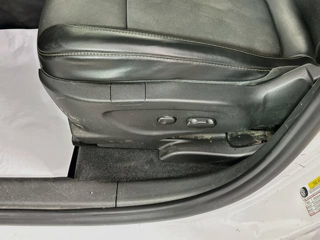 Used 2020 Chevrolet Trax LT w/ Sun & Sound Package FWD image 20