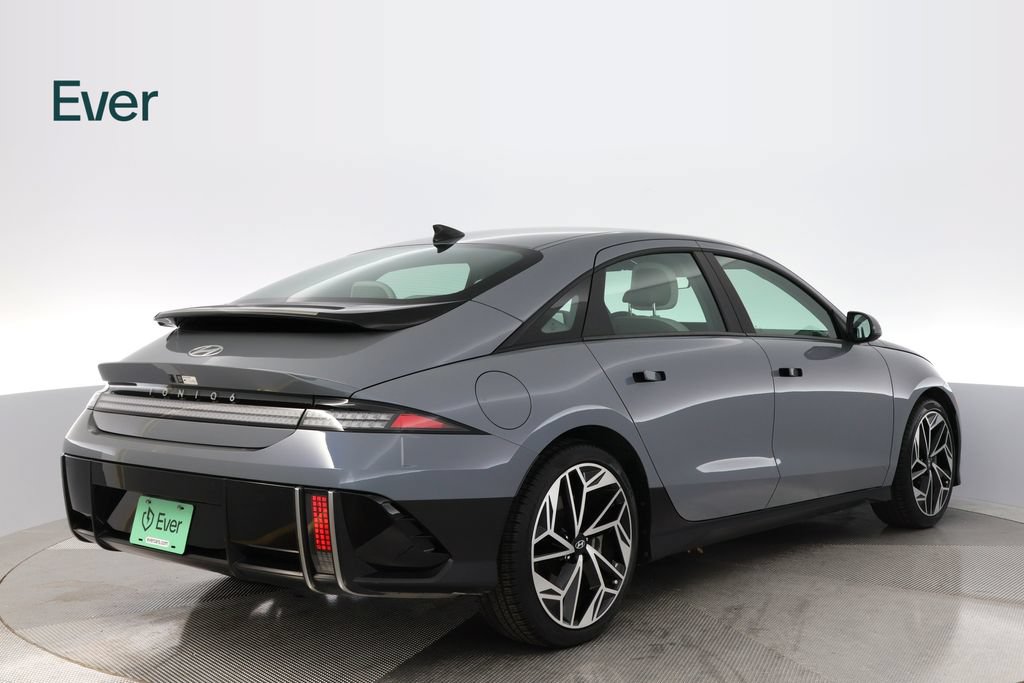 Used 2024 Hyundai Ioniq 6 SEL RWD image 3