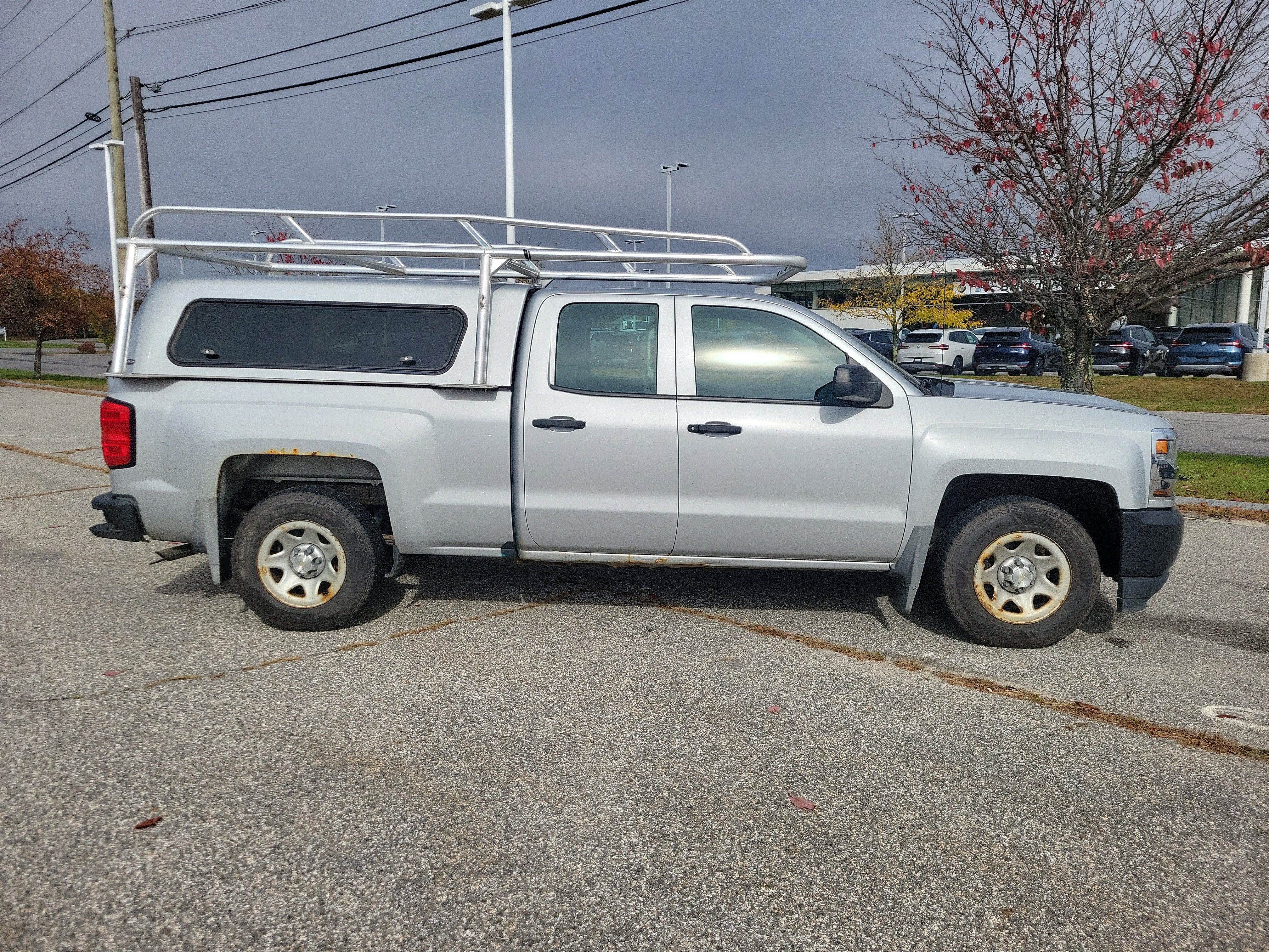 Used 2018 Chevrolet Silverado 1500 W/T w/ Trailering Package RWD image 4