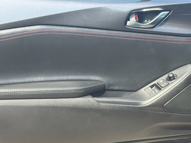 Used 2019 MAZDA MX-5 Miata Grand Touring RWD image 12