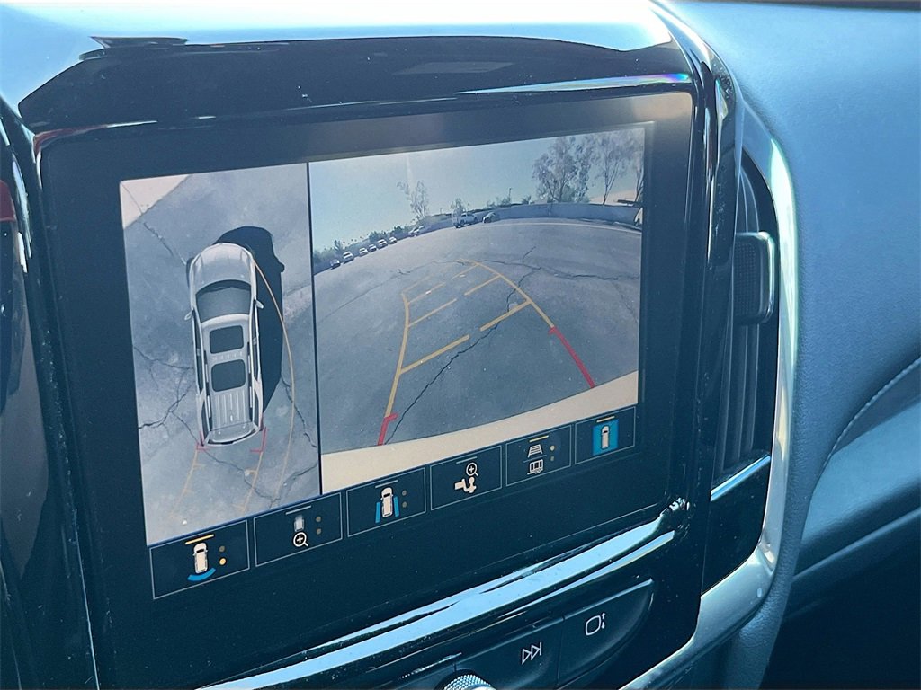 Used 2023 Chevrolet Traverse High Country image 14