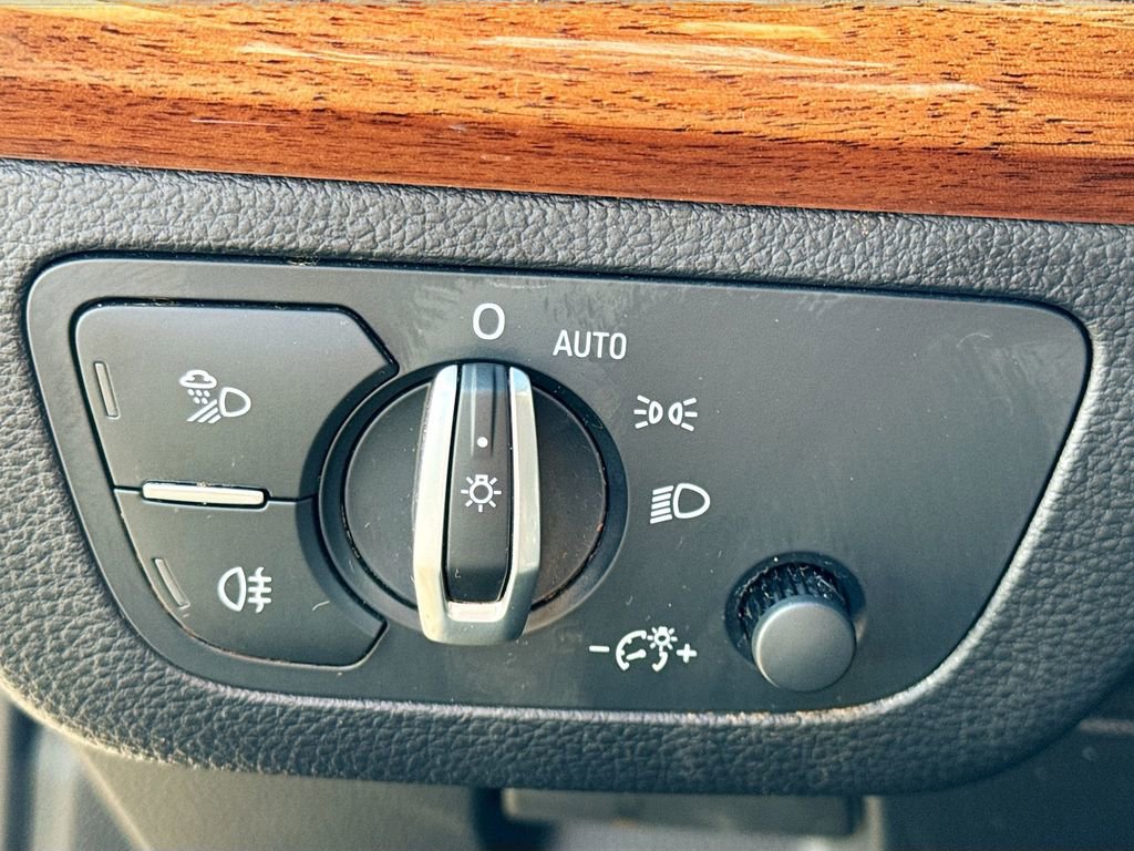 Used 2022 Audi Q5 2.0T Premium image 10