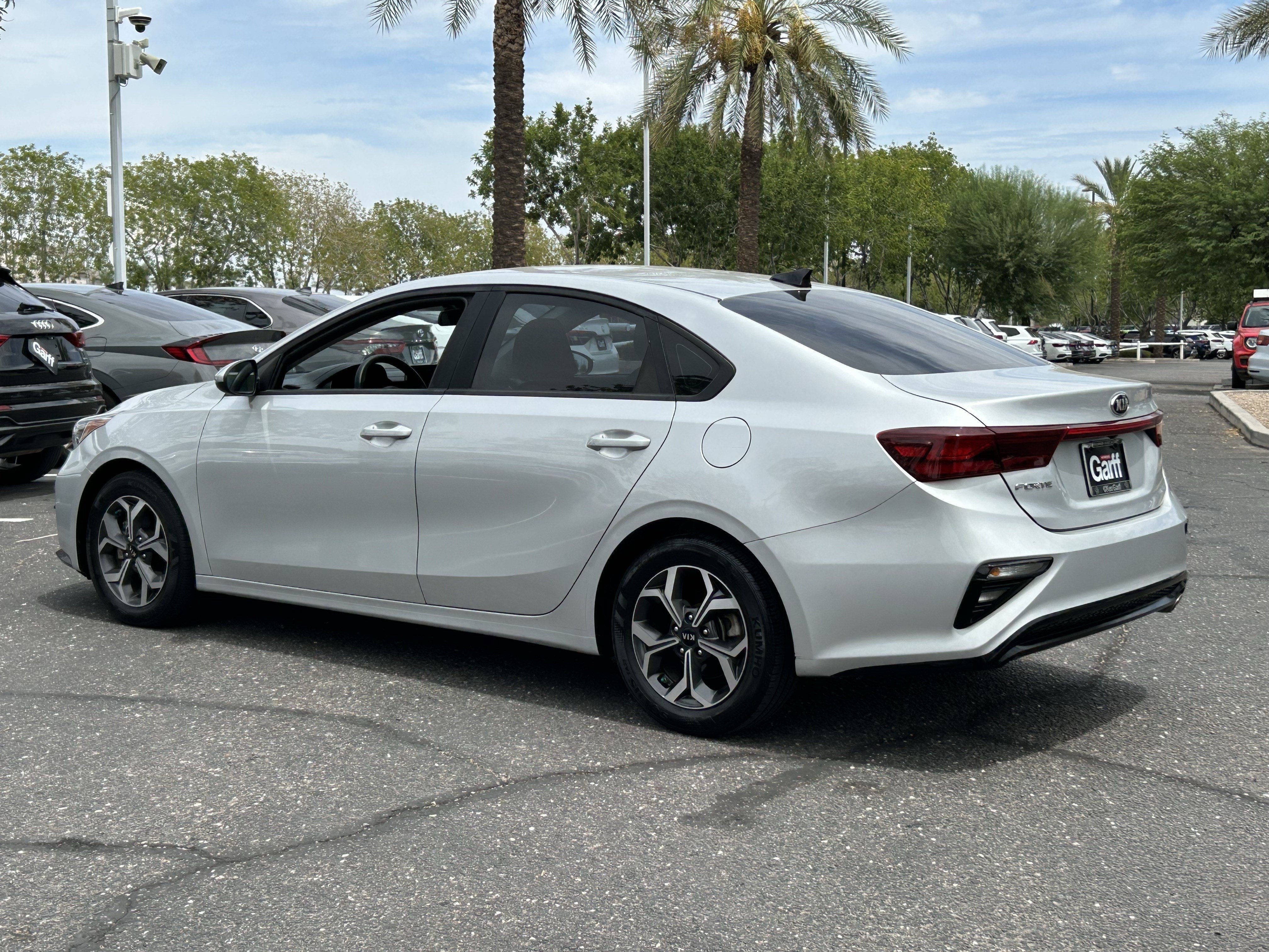 Used 2021 Kia Forte LXS FWD image 3