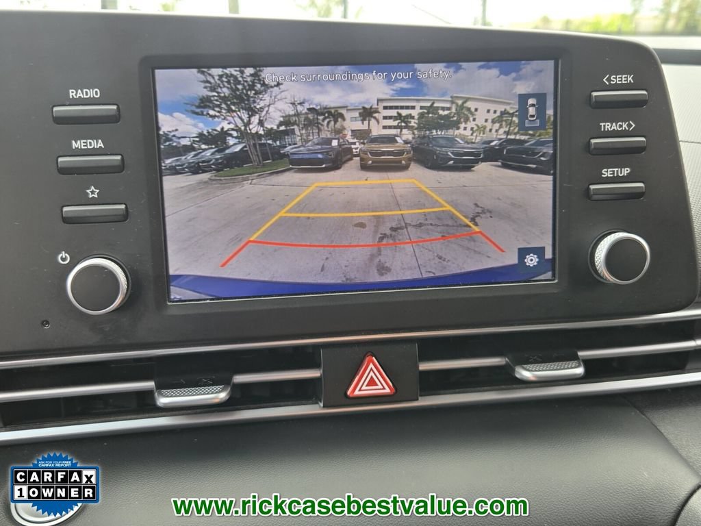 Used 2023 Hyundai Elantra SEL w/ Cargo Package FWD image 21
