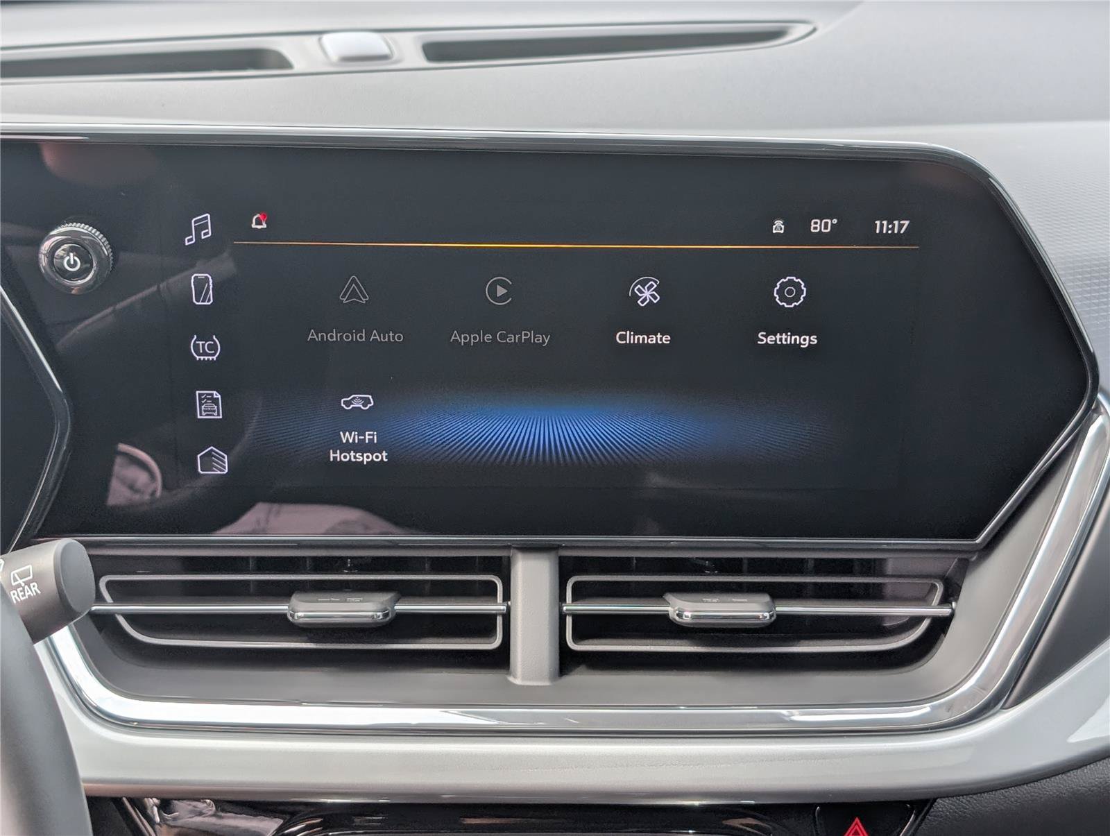 New 2026 Chevrolet Trax LT w/ Sunroof Package FWD image 24