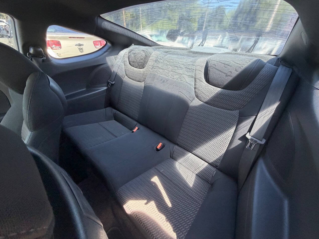 Used 2015 Hyundai Genesis 3.8 RWD image 12