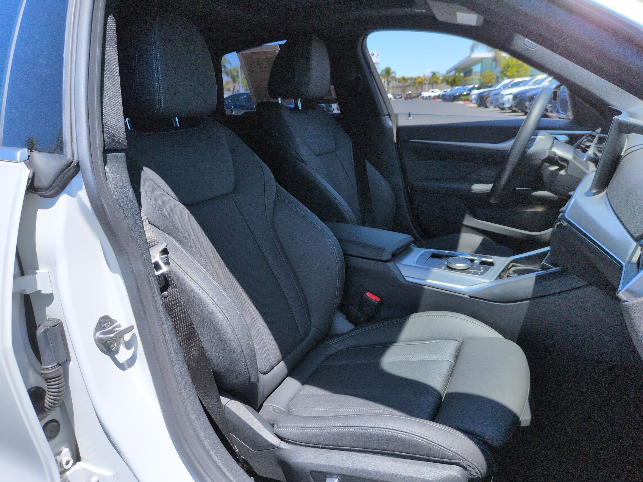Certified 2024 BMW i4 eDrive35 w/ Convenience Package RWD image 33