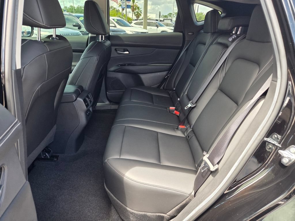 Used 2025 Nissan Murano SL AWD/4WD image 7