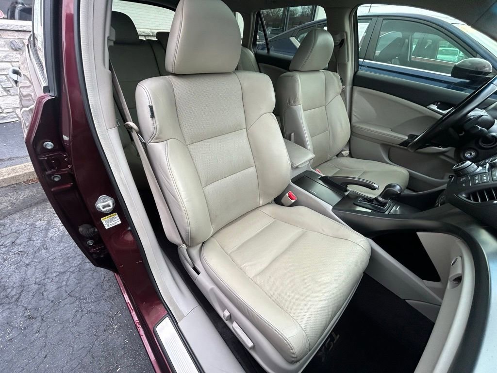 Used 2012 Acura TSX w/ Technology Package image 4