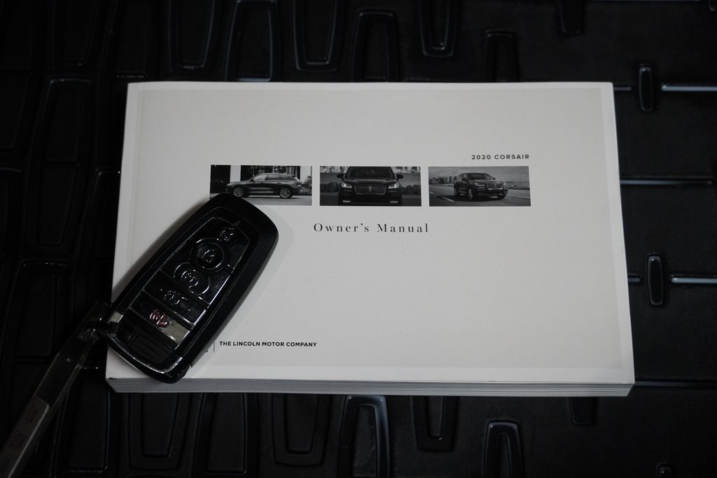 Used 2020 Lincoln Corsair Reserve w/ Elements Package image 30