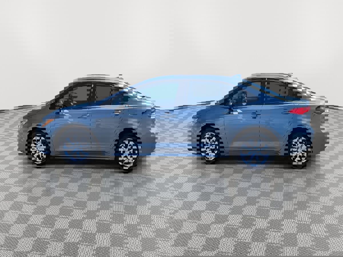 Used 2024 Toyota Corolla LE image 4