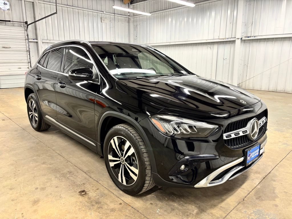 Used 2025 Mercedes-Benz GLA 250 image 2