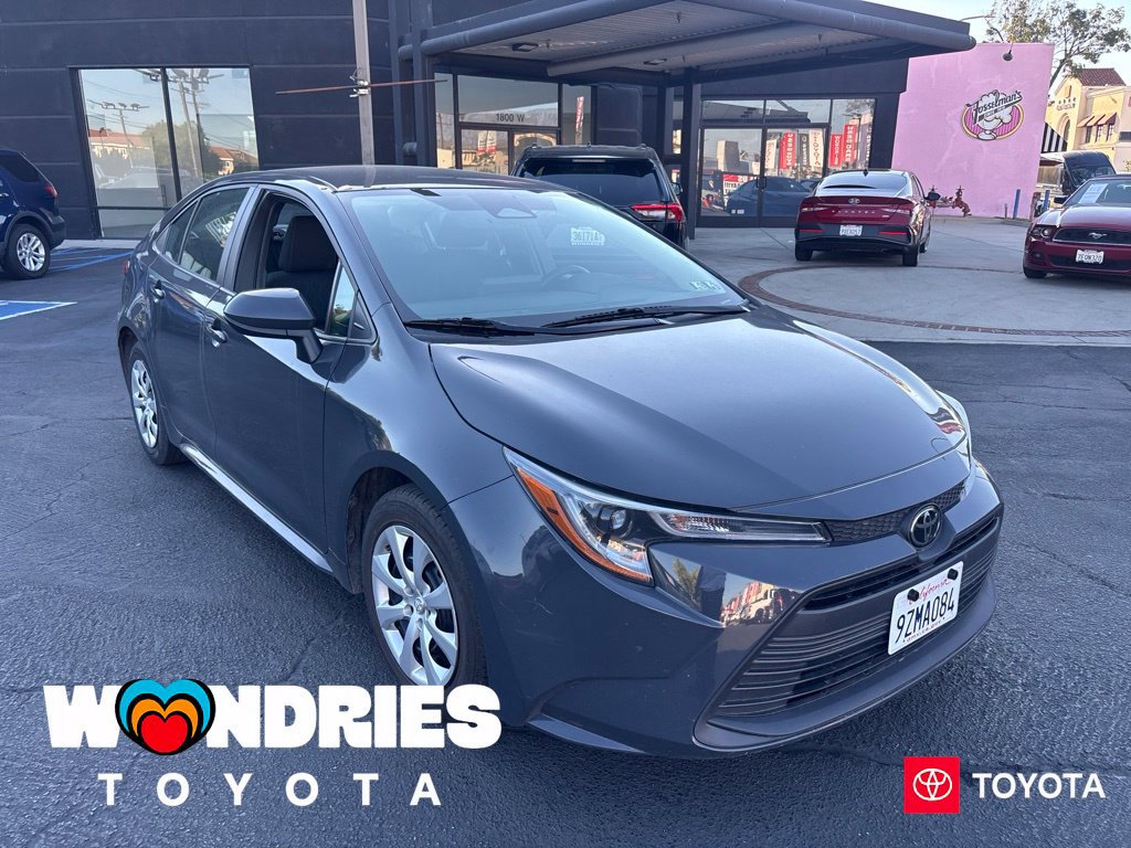 Used 2024 Toyota Corolla LE FWD image 1